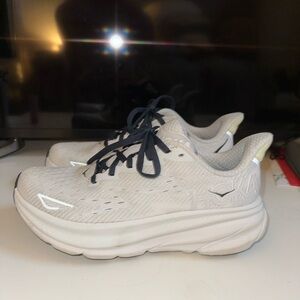 Women’s Hoka Clifton 9